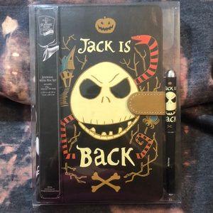 Nightmare before Christmas 25th Anniversary Edition Journal and pen set